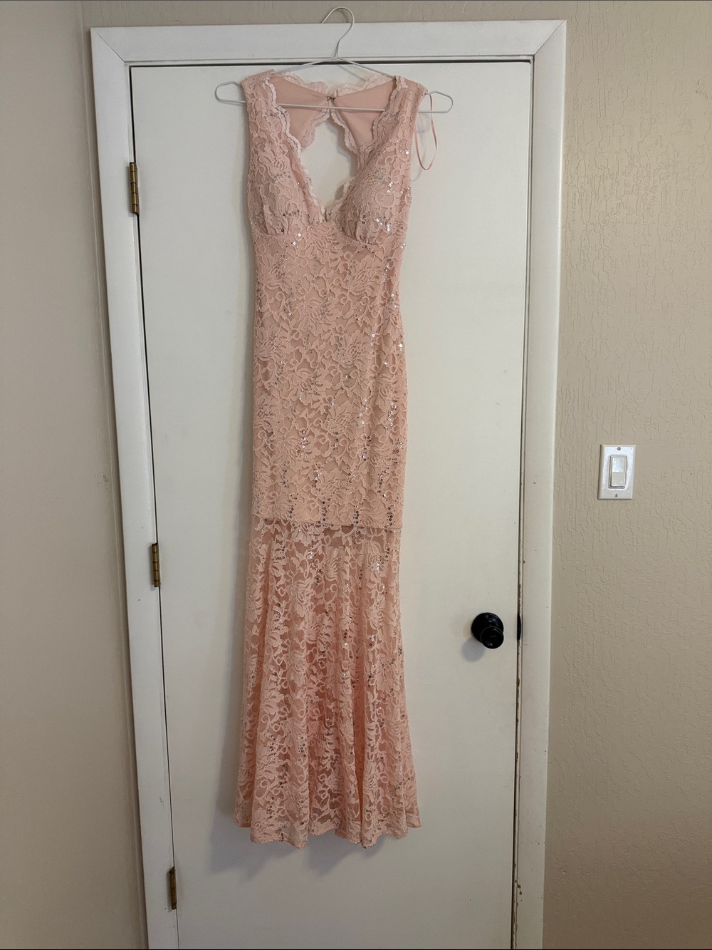 Sleeveless Lace Maxi Dress in Blush Pink
